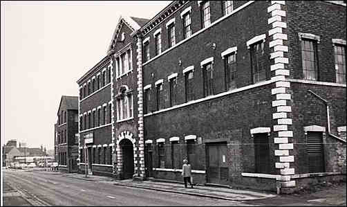 Aynsley's Portland Works in Sutherland Road, Longton. 