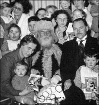 Santa at Lewiss in Hanley