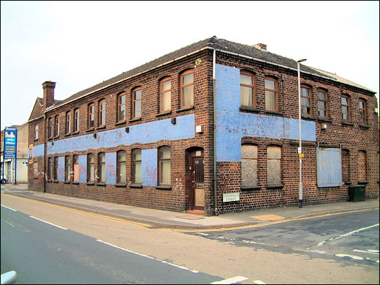 Coronation Pottery works for sale in 2008