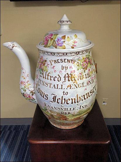 Giant Teapot A giant tea pot is opened in Meitan County's Lawrence