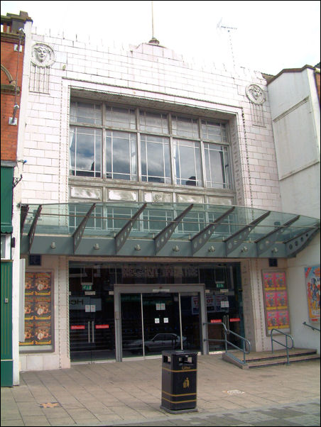 Regent Theatre entrance on Piccadilly 