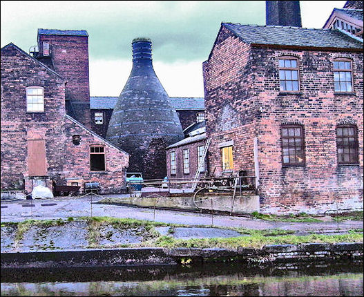 bottle kiln at the Middleport Potteries