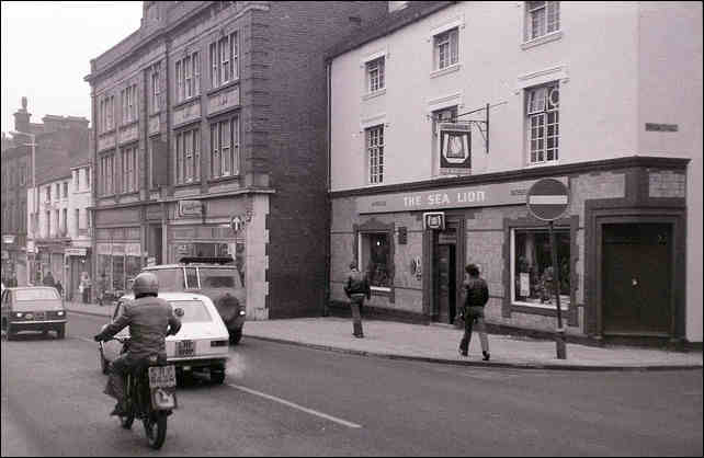 The Sea Lion pub - looking down Town Road