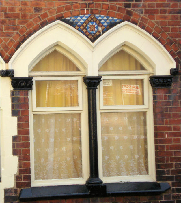 Gothic style windows in Pyenest Street