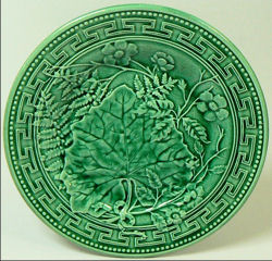 Edge & Malkin majolica pottery leaf plate