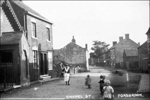 Postcard view of Chapel Street, Forsbrook