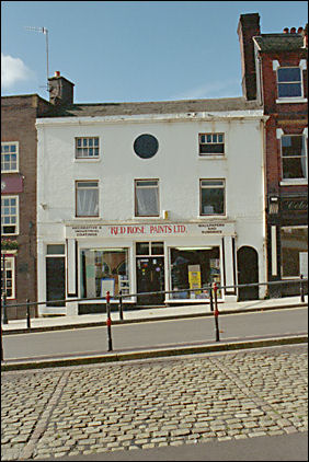 15, 15a St. John's Square
