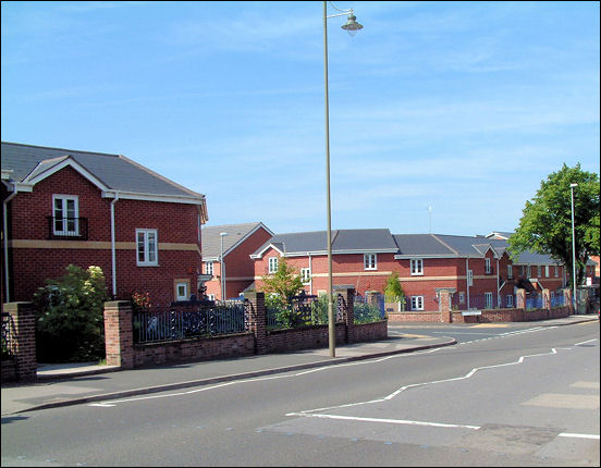 Site of the ornamental  railings in front of nurse's homes in Hartshill 
