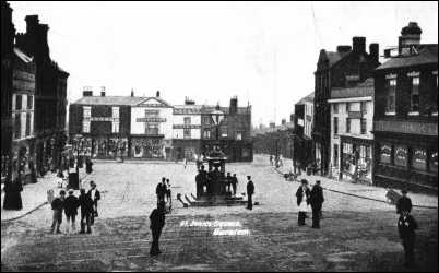 1909 picture of St. John's Square taken from Fountain Place.