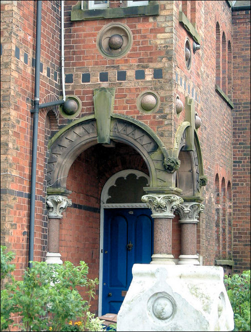 detail of the entrance to Moneto House
