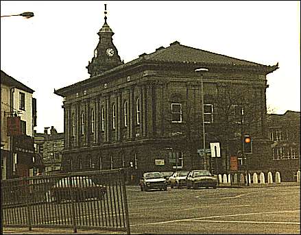 the Town Hall in 1987