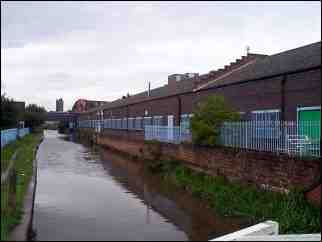 Meakin factory and the Cauldon Canal