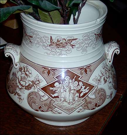 Brownfield pot - pattern "SADO"