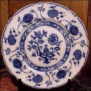 10" Flow Blue Dinnerplate in Onion Pattern by Allerton