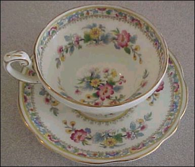 "Ming Rose" Foley Bone China, Made in England. 