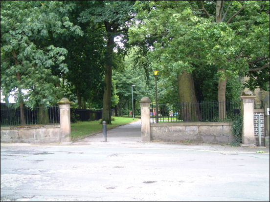 the end of Marsh Parade and the gates to Stubbs Walks