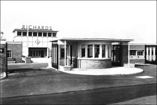 The lodge & entrance to the new Richards factory 