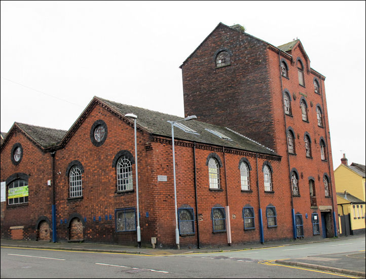 Oldcourt Pottery at the junction of Roundwell and Oldcourt Streets