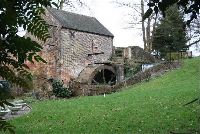 Top or Splashy Mill, Mill Lane, Moddershall