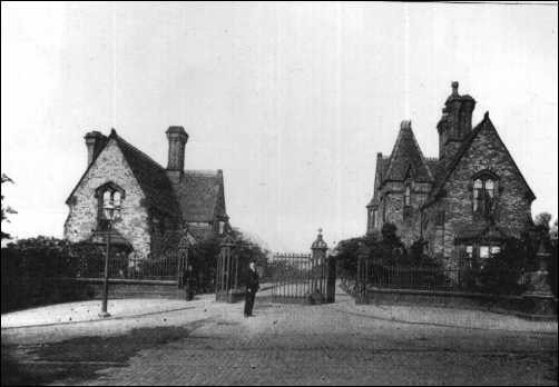 Entrance to Hanley Cemetery