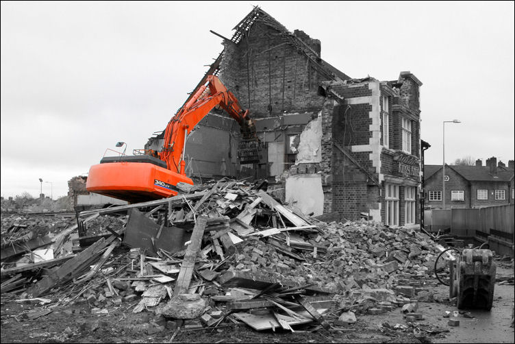 Demolition of the Kings Arms
