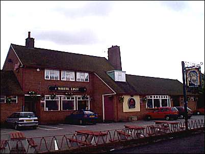 The White Lion - Werrington