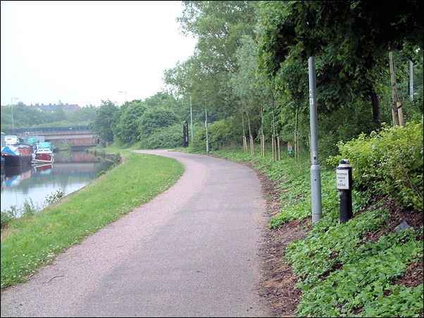 Trent and Mersey Canal - Whieldon Road