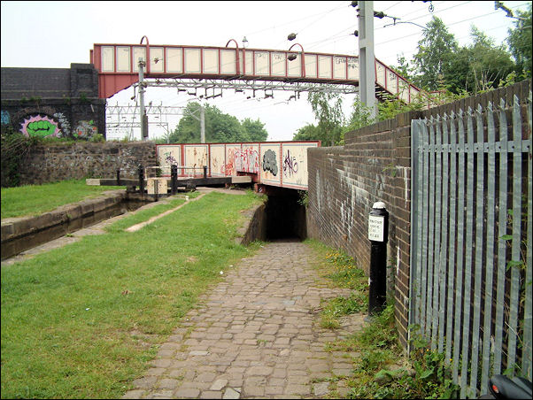 lock 37 on the Trent and Mersey Canal