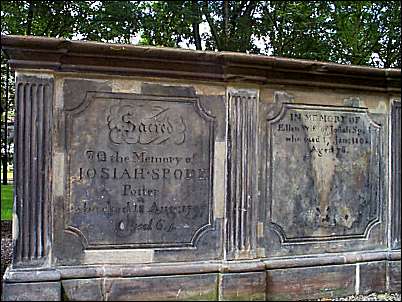 Tomb of Josiah Spode I & his wife 
