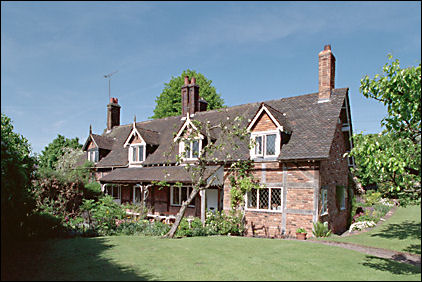 West View and Sunnyside Cottage