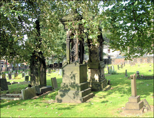 the grave memorial of Sarah Toft