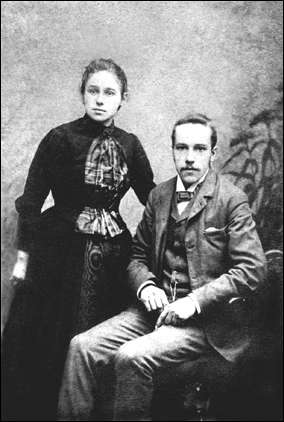 Amos Taylor married to Bertha Downing