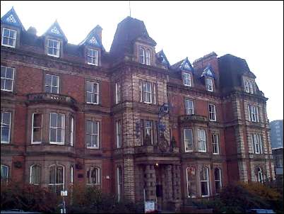 The present Town Hall in Albion Street