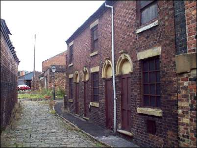 Workers Cottages in Short Street