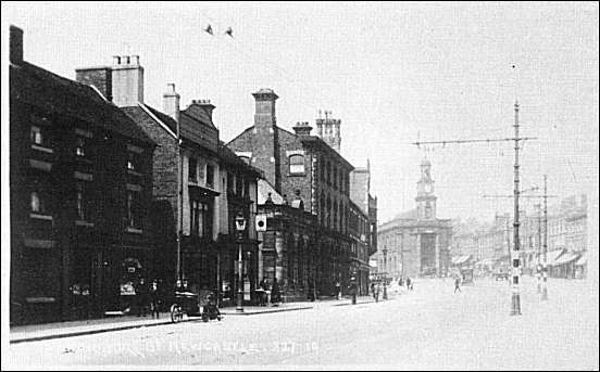 Newcastle's main streets are 'broad and well-kept'