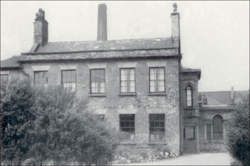 The White House fronting the Broad Street pottery works