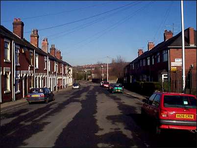 Same view as above - a little further down Bycars Road