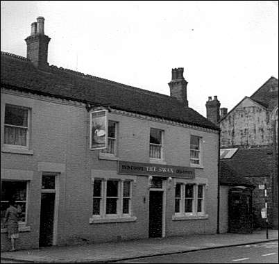  The Swan - High Street 