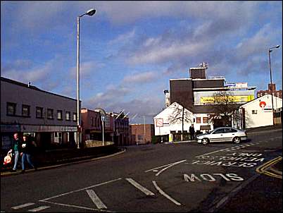 Looking towards Bryan Street from Quadrant Road