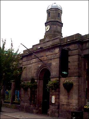 Main Entrance on Tontine Street