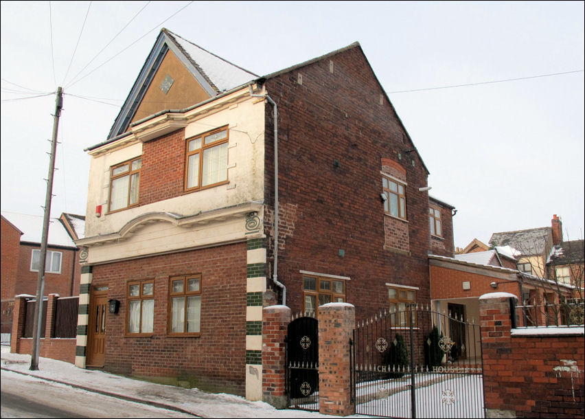 in 1907 Annie Stevenson was a beer retailer at no 6 Bank Street 