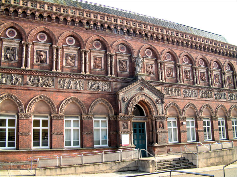 The faade of the Wedgwood Memorial Institute, Queen Street , Burslem 