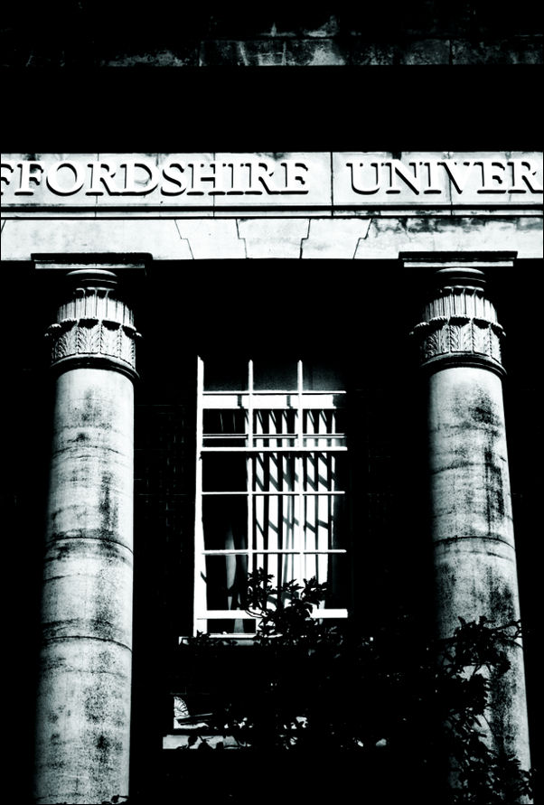 The university building, designed in a Neo-Classical style was opened in 1914