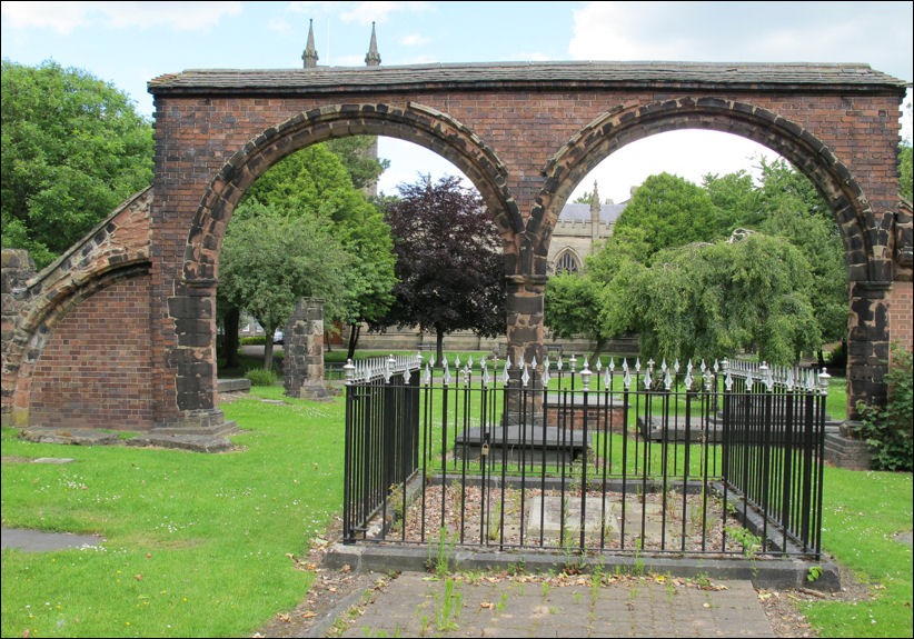 The Arches, Stoke Churchyard 