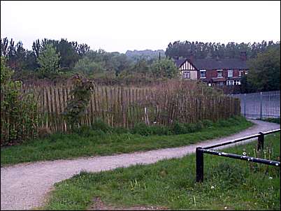 The pathway to the Lime Kilns