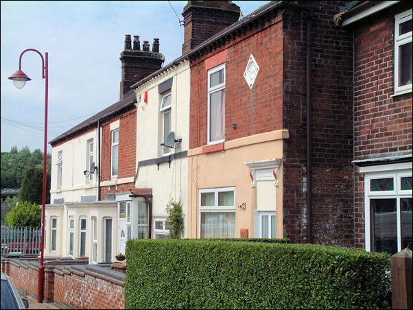 Etruscan Terrace, a row of 5 houses built in 1870