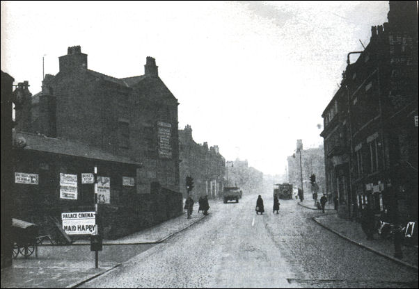 Waterloo Road looking up to Swan Square