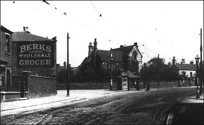 Old Postcard looking from Howard Place to Snow Hill 